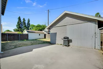 403 S Acacia, Ripon, CA 95366 - Photo 29