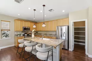 9817 Kugler Way, Elk Grove, CA 95757 - Photo 7