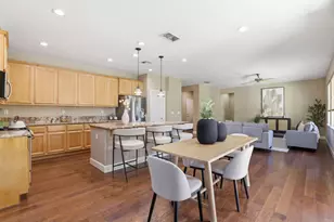 9817 Kugler Way, Elk Grove, CA 95757 - Photo 11