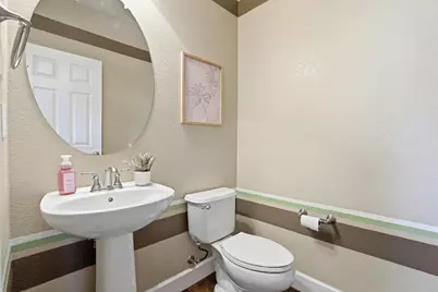9817 Kugler Way, Elk Grove, CA 95757 - Photo 23