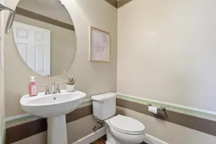 9817 Kugler Way, Elk Grove, CA 95757 - Photo 23