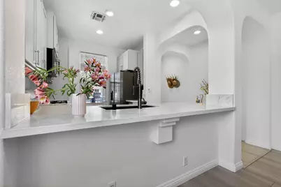10014 Blossom Ridge Drive, Elk Grove, CA 95757 - Photo 13