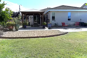 10014 Blossom Ridge Dr, Elk Grove, CA 95757 - Photo 35