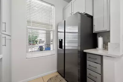 10014 Blossom Ridge Drive, Elk Grove, CA 95757 - Photo 15