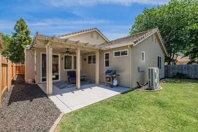 2847 Belle Fleur Way, Sacramento, CA 95833 - Photo 41