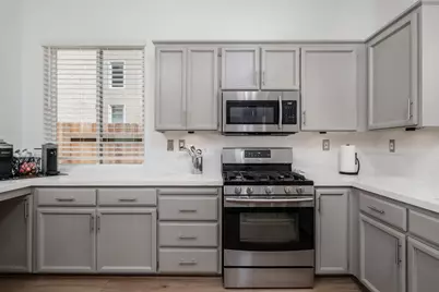 2847 Belle Fleur Way, Sacramento, CA 95833 - Photo 9