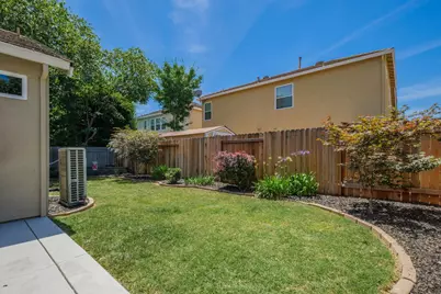 2847 Belle Fleur Way, Sacramento, CA 95833 - Photo 45