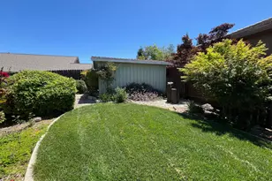 12400 Morning Mist Ln, Auburn, CA 95602 - Photo 43
