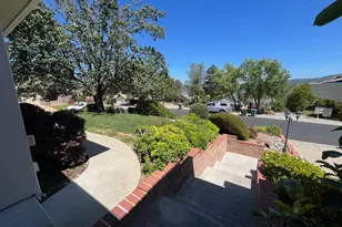 12400 Morning Mist Ln, Auburn, CA 95602 - Photo 5