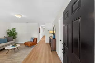 327 22nd St, Sacramento, CA 95816 - Photo 9