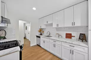 327 22nd St, Sacramento, CA 95816 - Photo 17