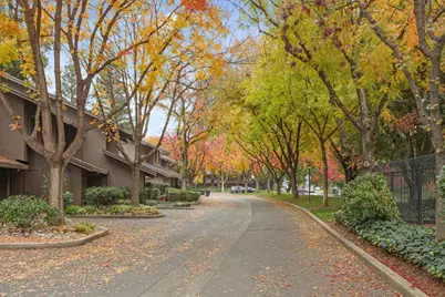 1917 Edgebrook Drive #D, Modesto, CA 95354 - Photo 59