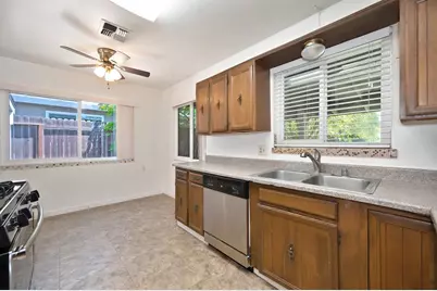 5613 Sapunor Way, Carmichael, CA 95608 - Photo 9