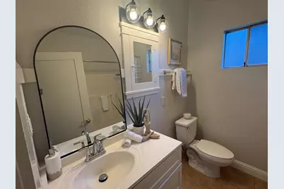 422 Sycamore Avenue, Modesto, CA 95354 - Photo 9
