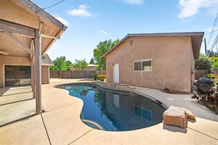 3077 Bertis Dr, Sacramento, CA 95821 - Photo 59
