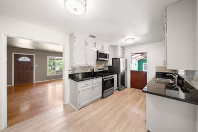 3077 Bertis Drive, Sacramento, CA 95821 - Photo 19