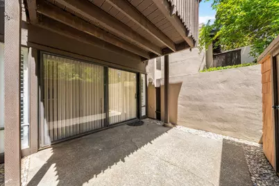 863 E Woodside Lane #9, Sacramento, CA 95825 - Photo 25