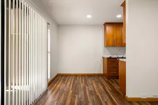 863 E Woodside Ln, Sacramento, CA 95825 - Photo 15