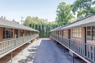 2323 H St, Sacramento, CA 95816 - Photo 3