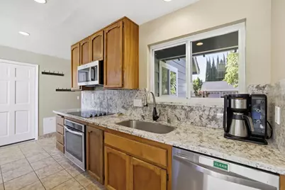 8077 Caribbean Way, Sacramento, CA 95826 - Photo 29