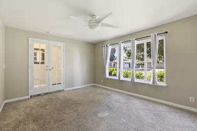8077 Caribbean Way, Sacramento, CA 95826 - Photo 31