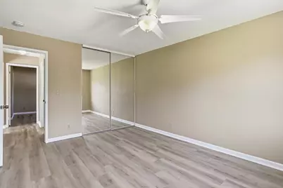 8077 Caribbean Way, Sacramento, CA 95826 - Photo 19