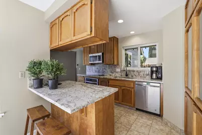 8077 Caribbean Way, Sacramento, CA 95826 - Photo 41