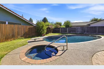 8077 Caribbean Way, Sacramento, CA 95826 - Photo 37