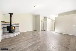 937 North Point Dr, Yuba City, CA 95991 - Photo 7