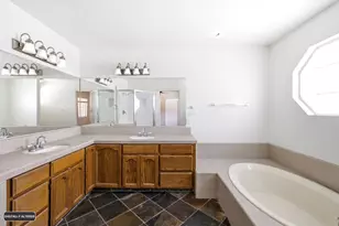 937 North Point Dr, Yuba City, CA 95991 - Photo 35