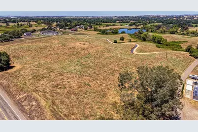 1375 Wise Road, Lincoln, CA 95648 - Photo 3