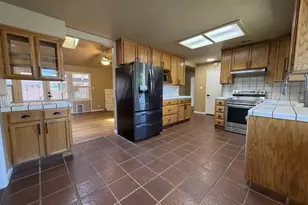 1128 Multnomah Dr, Modesto, CA 95350 - Photo 3