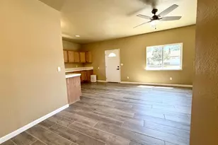 1128 Multnomah Dr, Modesto, CA 95350 - Photo 11