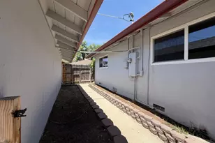 1128 Multnomah Dr, Modesto, CA 95350 - Photo 25