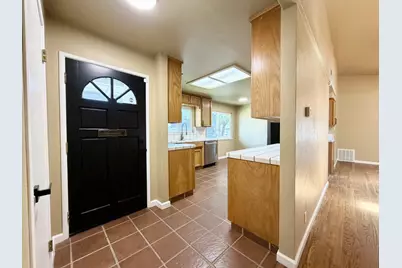 1128 Multnomah Drive, Modesto, CA 95350 - Photo 7