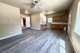 1128 Multnomah Dr, Modesto, CA 95350 - Photo 9