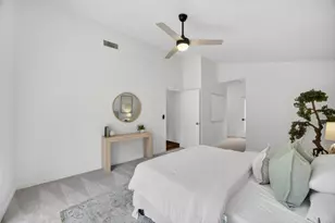 22 Seaside Ct, Sacramento, CA 95831 - Photo 25