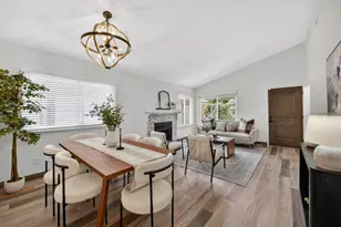 22 Seaside Ct, Sacramento, CA 95831 - Photo 9