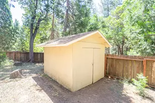16622 Madrone Ct, Pioneer, CA 95666 - Photo 31
