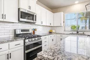 5636 Whisper Wind Way, Roseville, CA 95747 - Photo 15