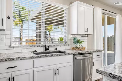 5636 Whisper Wind Way, Roseville, CA 95747 - Photo 13