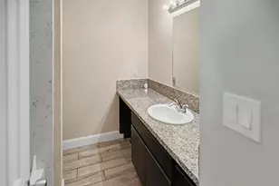 799 W Clark Ave, Yuba City, CA 95991 - Photo 17