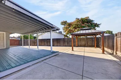 9325 Terra Linda Drive, Elk Grove, CA 95624 - Photo 37