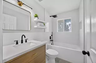 9325 Terra Linda Dr, Elk Grove, CA 95624 - Photo 19