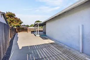 9325 Terra Linda Dr, Elk Grove, CA 95624 - Photo 33