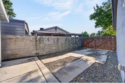 9325 Terra Linda Drive, Elk Grove, CA 95624 - Photo 39