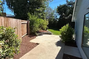 145 Chesterfield Way, Folsom, CA 95630 - Photo 23
