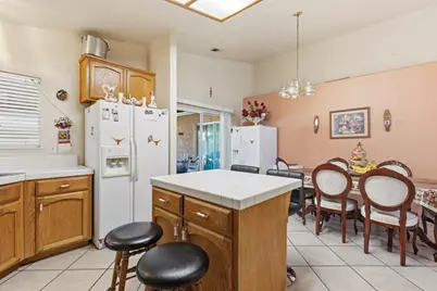 237 Yosemite Meadows Drive, Modesto, CA 95357 - Photo 9