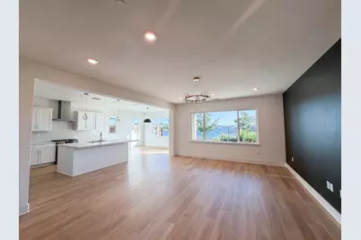 2743 Irish Meadow Way, Lathrop, CA 95330 - Photo 3
