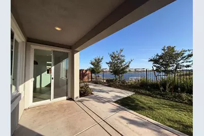 2743 Irish Meadow Way, Lathrop, CA 95330 - Photo 5